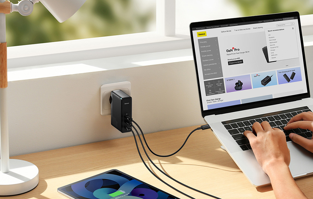 Baseus GaN5 Pro 140W väggladdare med USB-C-laddningskabel - 2xUSB-C, USB-A - Svart