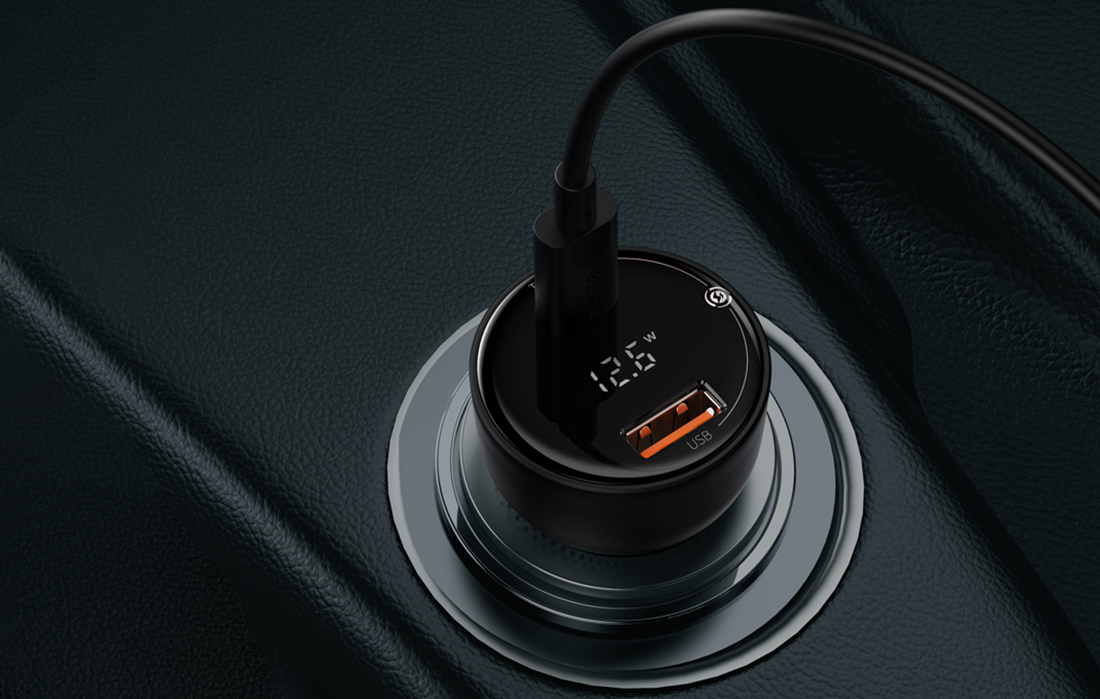 Baseus Superme Digital Display PPS billaddare 100W - USB-C, USB-A - Svart